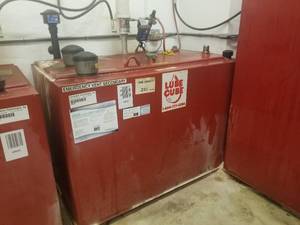 lot 24 image: Lube-Tech Lube-Cube 280-Gallon Above-Ground Steel Storage Tank