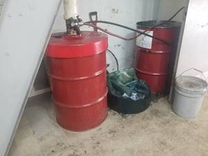 lot 28 image: Lot of (2) Graco Fire-Ball Air-Powered Grease Pump, 55-Gallon Grease Drum