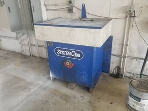 lot 32 image: SystemOne Technologies Parts Washer