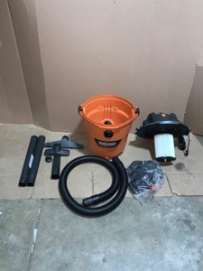 RIDGID 12 Gal. 5.0-Peak HP NXT WetDry Shop Vacuum with Filter, Hose and Accessories. See Pictures