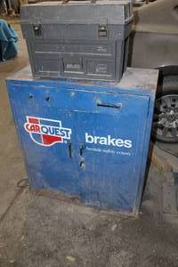 lot 611 image: CarQuest Metal Storage Cabinet