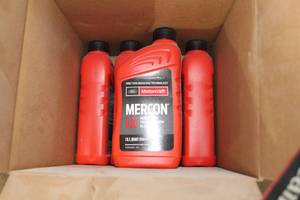 lot 676 image: Lot of (5) Motorcraft Mercon LV Transmission Fluid 1-Quart Plastic Bottle