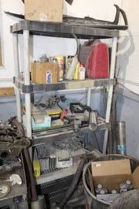 lot 682 image: Plastic Shelving Unit 4-shelf
