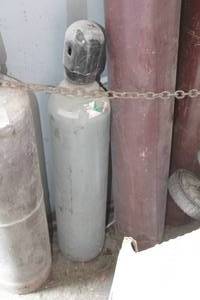 lot 697 image: Compressed Gas Tank