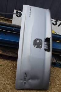 lot 726 image: Dodge 4x4 Limited Tailgate