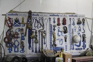 lot 605A image: Unibody Eqpt. Mfg Collision Repair Equipment