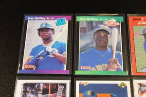 Ken Griffey Jr Baseball Card Lot  20 Cards (2 Rookie Cards)