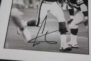 Cris Carter Professionally Framed 13x11 Photo In Person Autograph