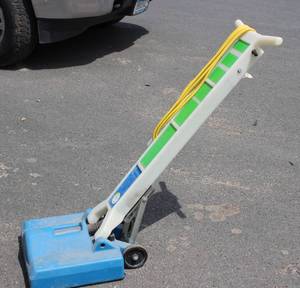 Commercial Carpet Cleaner