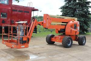 Articulating Boom Lift With JEB JLG 450 AJ SII