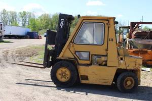 Forklift CAT V 80 E