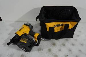 DeWalt DS66C-1 Air Coil Siding and Fencing Nailer