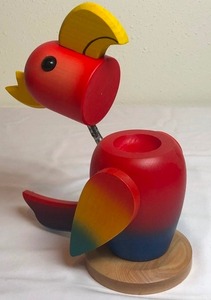 lot 80 image: Christian Ulbricht Handcrafted 2007 Collector Bird Series Parrot Nutcracker