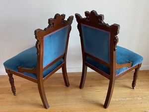 lot 6 image: Pair of Antique Victorian Parlor Chairs