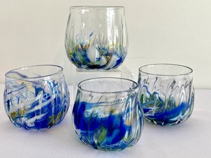lot 18 image: Set of Artisan Four Hand Blown Short Tumblers