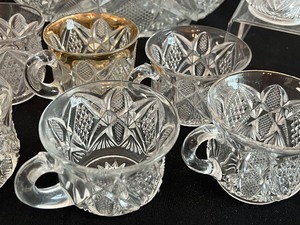 lot 184 image: Vintage Pressed Glass Punchbowl and 15 Cups