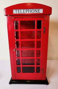 lot 124 image: Fun Replica Telephone Booth Lamp and London Memorabilia
