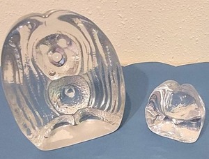 lot 134 image: Two Mats Jonasson Glass Art Pieces