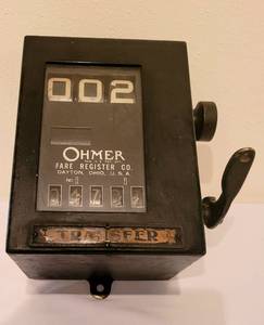 lot 311 image: Vintage New York Bus Meter and Vintage Coin Changer