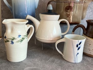 lot 247 image: Vintage Pottery Teapots and More