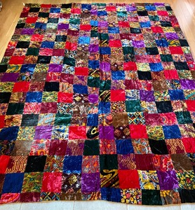 lot 315 image: Vintage Animan Designer Velvet Quilt