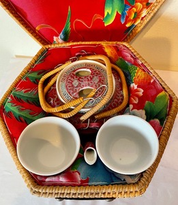 lot 313 image: Amazing Asian Grouping