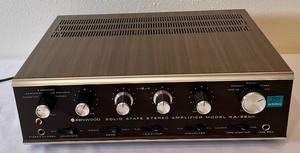 lot 339 image: Vintage Kenwood Solid State Stereo Amplifier