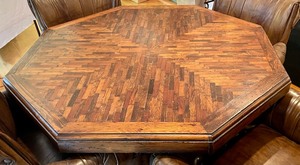 lot 358 image: Vintage Table and 4 Chairs on Casters