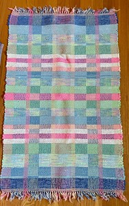 lot 388 image: 2 Bright Woven Rugs