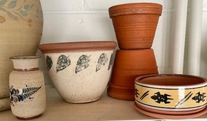 lot 397 image: Pretty Pots and Planters