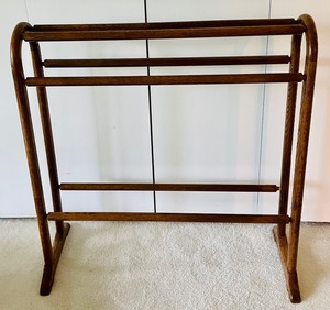 lot 444 image: Wonderful Wooden Quilt Rack