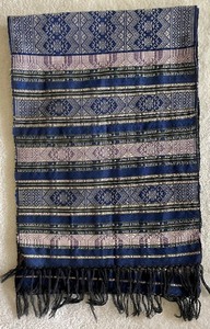 lot 443 image: Decorative Linen and Runners