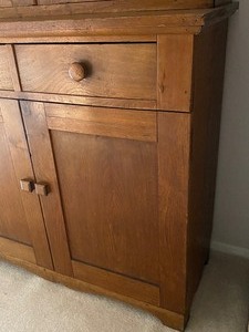 lot 441 image: Antique Cupboard