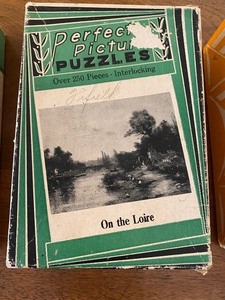 lot 440 image: Three Vintage Picture Puzzles