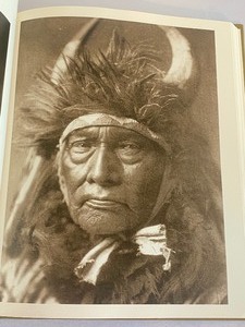 lot 165 image: Beautiful Book Edward S. Curtis