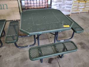 lot 23 image: Poly Coated Picnic Table, 46x46, 75...