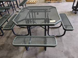 lot 21 image: Poly Coated Picnic Table, 46x46, 75...