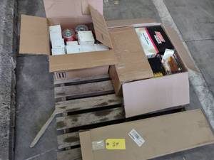 lot 34 image: Assorted Auto Parts...