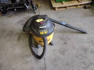 lot 36 image: Shop Vac, 12 Gallon, 5 hp, Works, W...