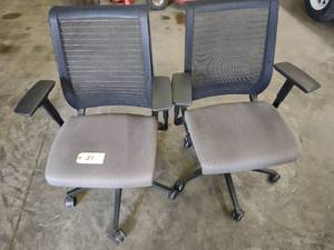 lot 39 image: (2) Steelcase Task Chairs...