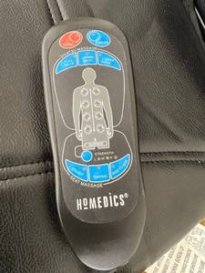 lot 105 image: HoMedics Massage Unit - Sets on Chair