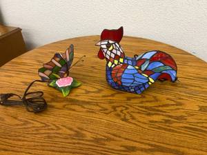 lot 106 image: Decorative Lamps