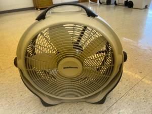 lot 46 image: Wind Machine Fan