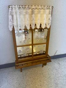 lot 55 image: Home Decor