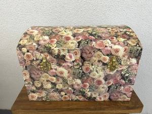 lot 56 image: Decorative Chest