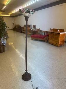 lot 129 image: Decorative Floor Lamp