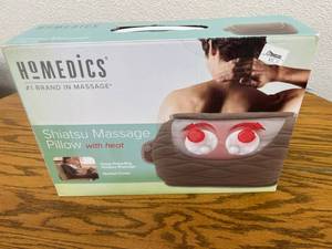 lot 139 image: Homedics Massage Pillow with Heat