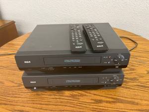 lot 142 image: 2 RCA 4 Head VCRs