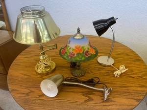 lot 161 image: Lamps