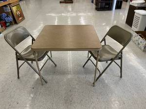 lot 185 image: Card Table & 2 Chairs